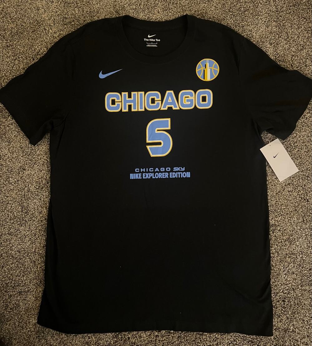 Nike Large WNBA Chicago Sky #5 Reese Black T-Shirt (NWT)